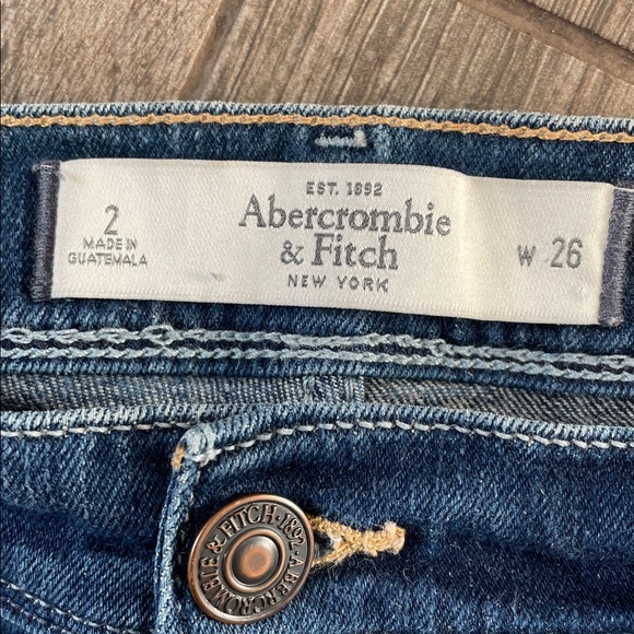 Abercrombie & Fitch Indigo Denim Short Shorts - Picture 4 of 4